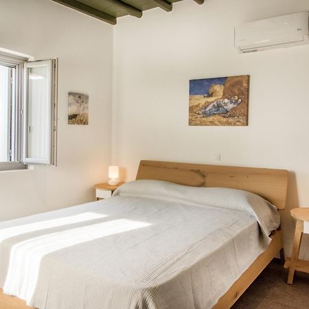 Tinos Pigeon House By Tinoshost Tzados Quarto foto